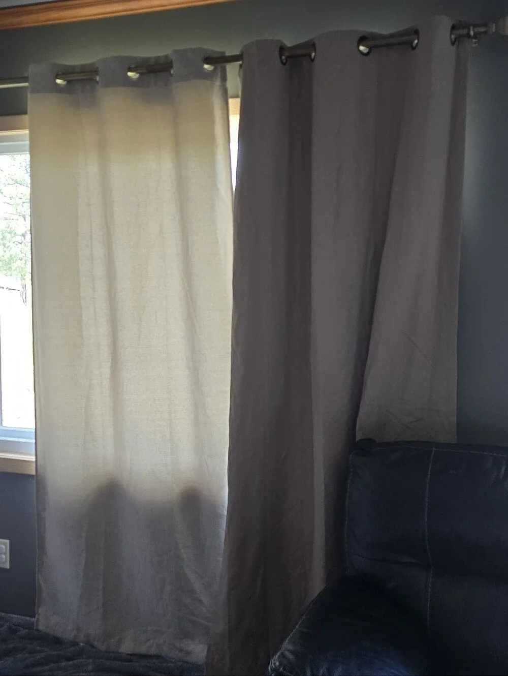Set Of (3) Curtains